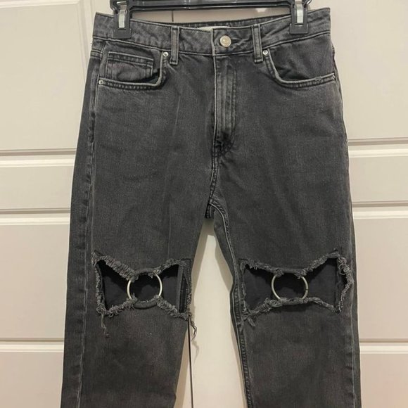 Forever 21 O Ring Cut Out Jeans - Picture 1 of 1